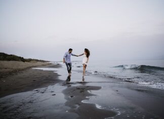 W co się bawić z 5 miesięcznym dzieckiem?